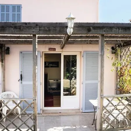 Studio Independant Avec Piscine Furiani Exterior photo